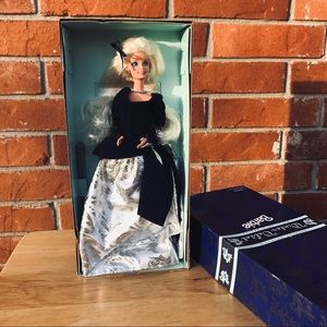 1995 NIB Avon Winter Velvet Barbie Doll